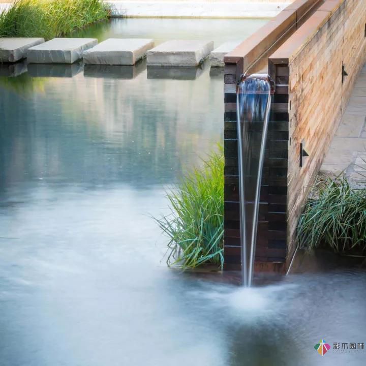 無水不庭院，10個絕美水景庭院設計