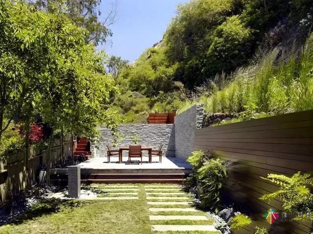 天然石材在花園設(shè)計里起到至關(guān)重要的元素！